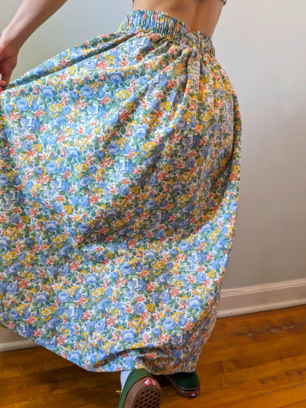 Cyntha Elastic Waist Long Skirt - Image 3