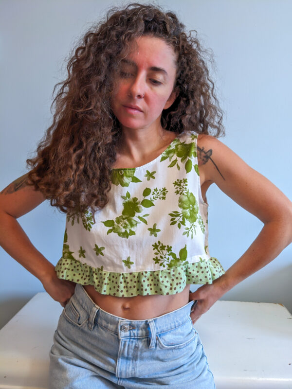Ruffle Crop Top 06