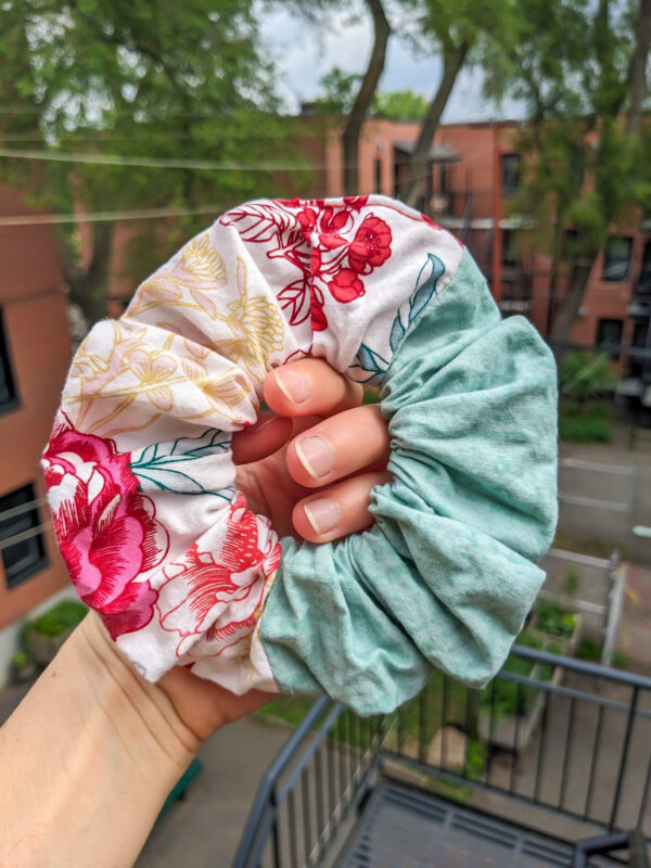Scrunchie 010